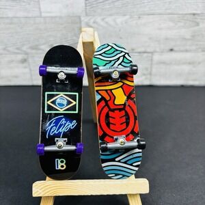 Tech Deck 4in mini skateboards lot of 2 Element &Felipe Gustavo‎